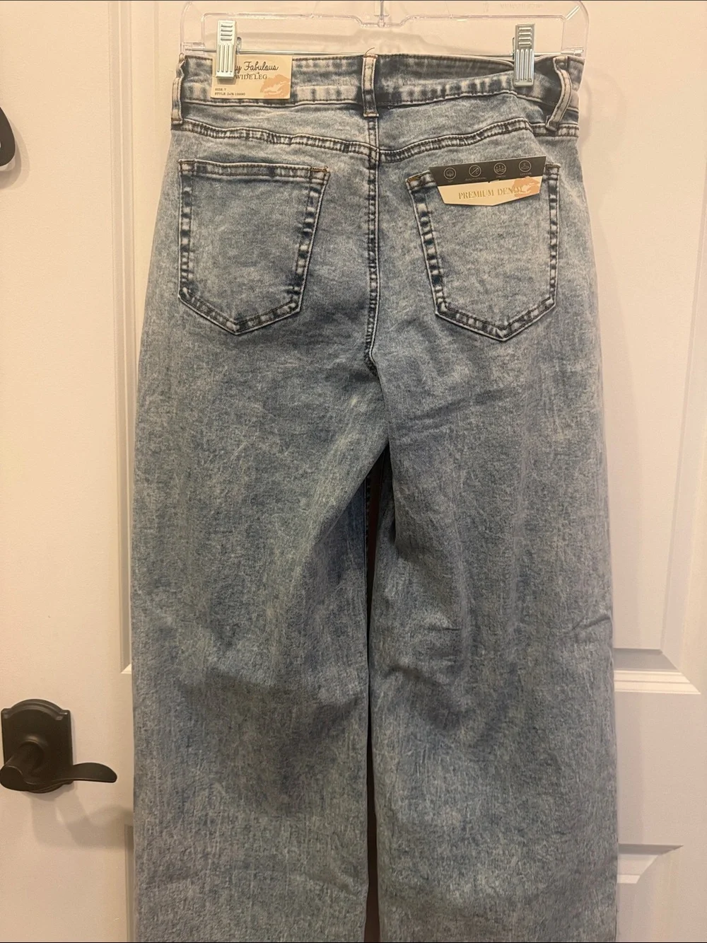 Embroidered Floral Light Wash Women’s Jeans